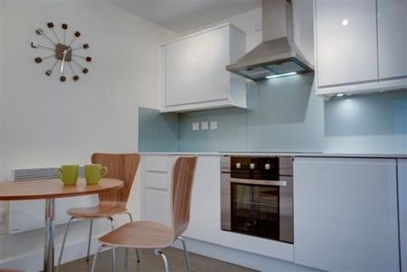 Studio to rent - Photo 3