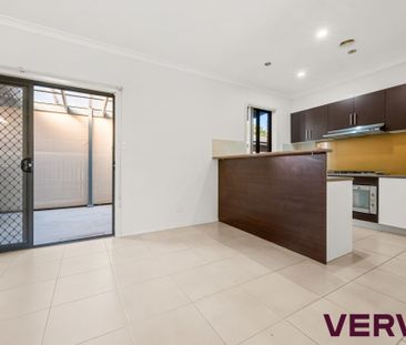 FABULOUS FAMILY HOME - Photo 2