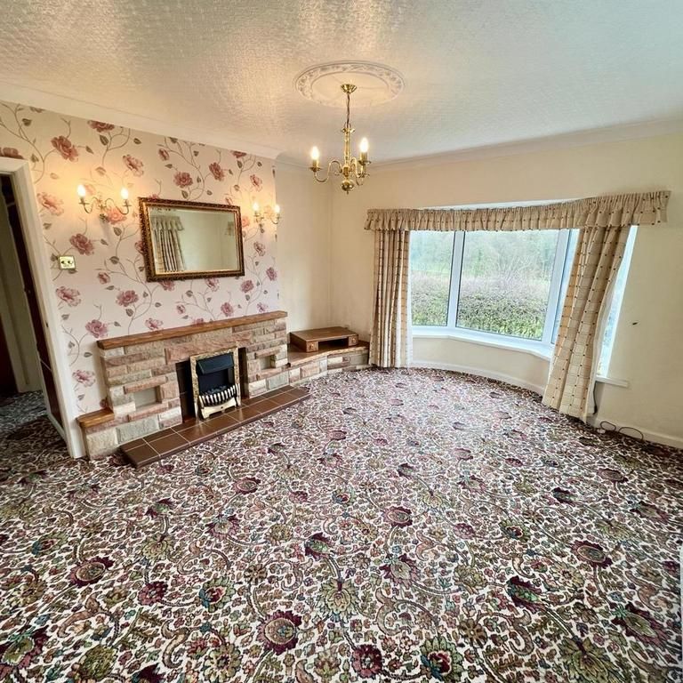 2 bedroom detached bungalow to rent - Photo 1