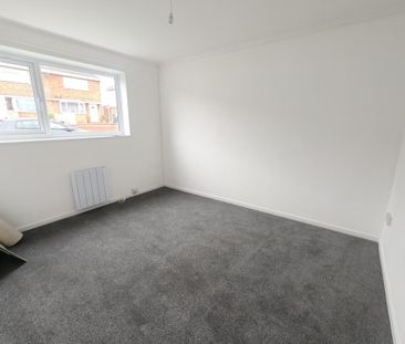 2 bedroom ground floor maisonette to rent - Photo 2
