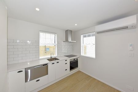 Heritage Charm in a Prime Location - Photo 4