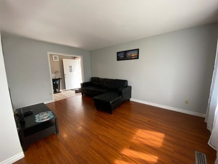 For Lease - 114 Speight Boulevard, London East, Ontario - Photo 2