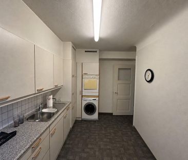 Zentral gelegene altbau 2-Zimmerwohnung - Photo 2