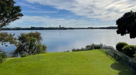 Available Now Grand old lady on the lake - Photo 5