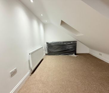 Five/six bedroom house ideal for working couples- £2950 pcm - Photo 1