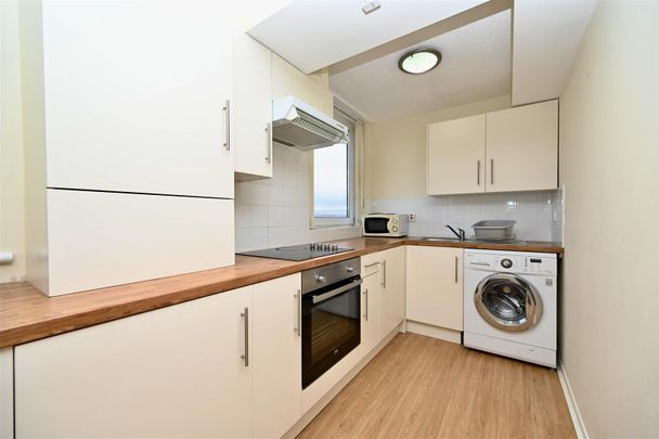 Apt 1107 Bradbury Court 10 Jubilee Road, Belfast, BT9 7JL - Photo 1