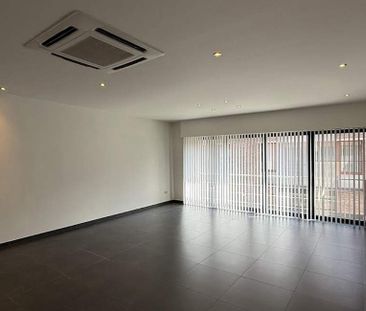 Appartement te huur in Genk voor € 1.150 met 2 slaapkamers - Foto 3