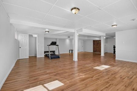 For Lease - 964 Connaught Avenue, Britannia Heights - Queensway Terrace N and Area, Ontario - Photo 4
