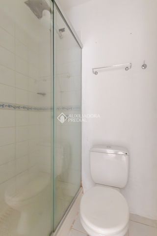 Casa em Condomínio com 4 quartos e 90m² para alugar em Centro, Canoas. - Photo 3