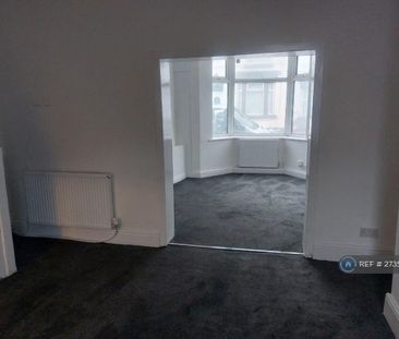 3 bedroom terraced house to rent - Photo 2