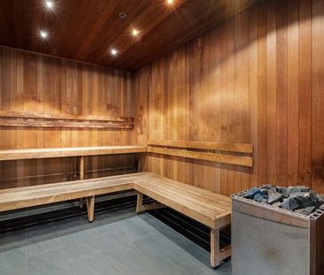 Fully Furnished Southbank Apartment with Resort-Style Facilities - Photo 6