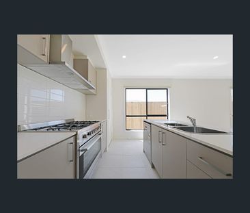 12 Foxtail Circuit, Wallan, Vic 3756 - Photo 4