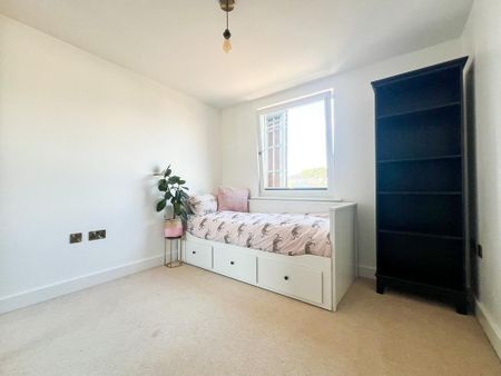 2 bedroom apartment to rent - Photo 5