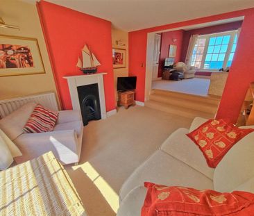 2 bedroom maisonette to rent - Photo 5
