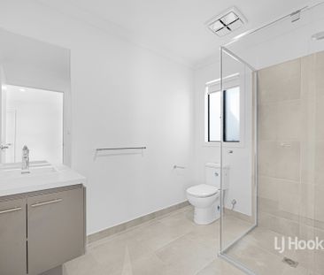 17 Leona Drive, Wyndham Vale VIC, Belconnen - Photo 4