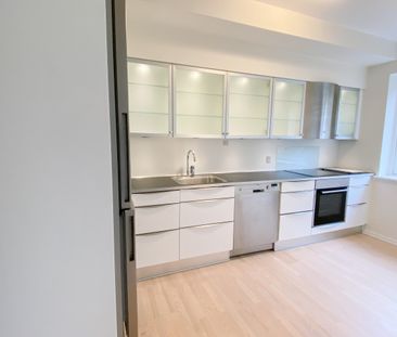 Rummelig 2-værelses lejlighed i Nørresundby - Photo 2