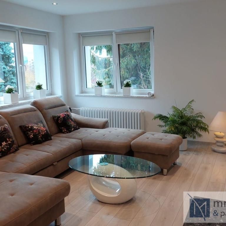 Pronájem domu 120 m2 - Fotografie 1