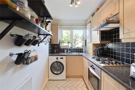 Woodville Road, E18 - Photo 3