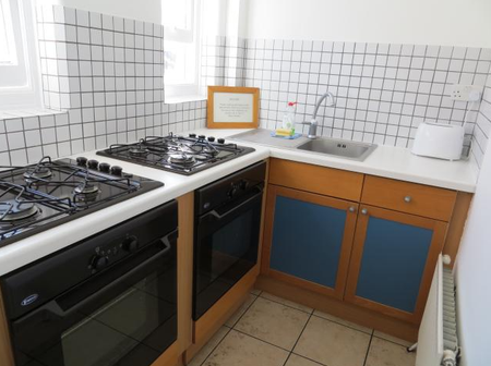 BILLS INCLUDED - Stylish Single Studio in Hammersmith, London W6 - Photo 4