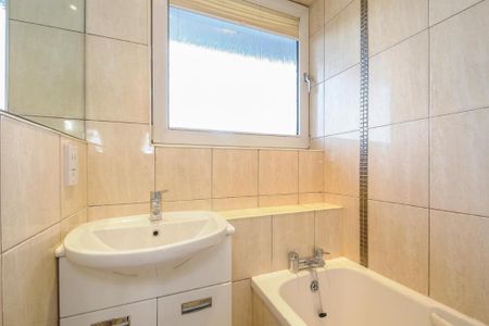 Swanton Gardens, . - Photo 4