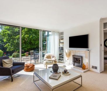 4 bedroom detached house to rent - Photo 3