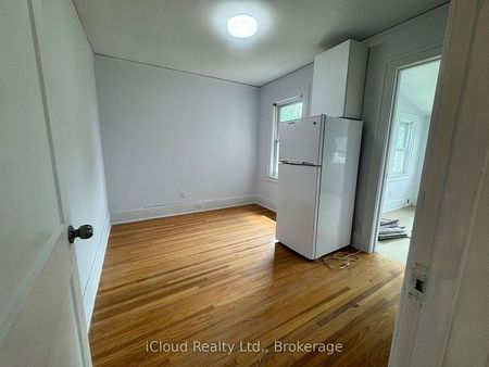 For Lease - 1395 Dougall Avenue Unit# 2, Windsor, Ontario - Photo 2