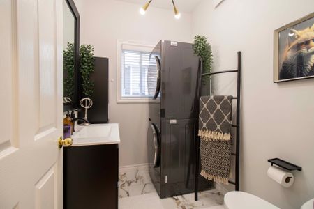 For Lease - 42 Holkham Avenue Unit# Main, Hamilton, Ontario - Photo 4