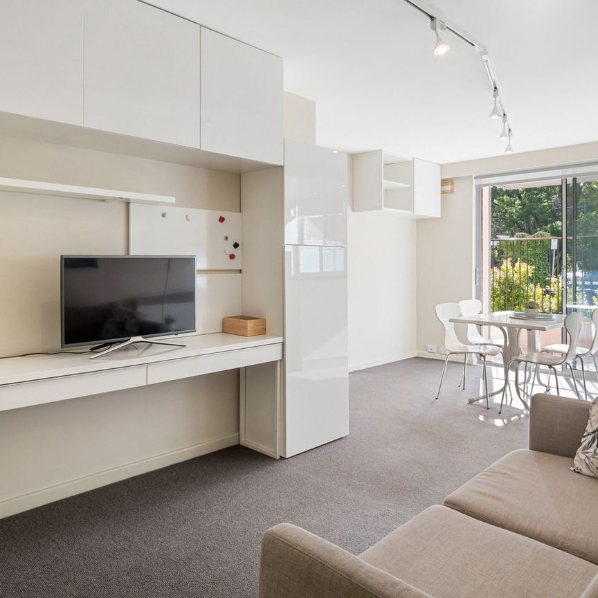 Fully Furnished Battery Point Apartment - Photo 1