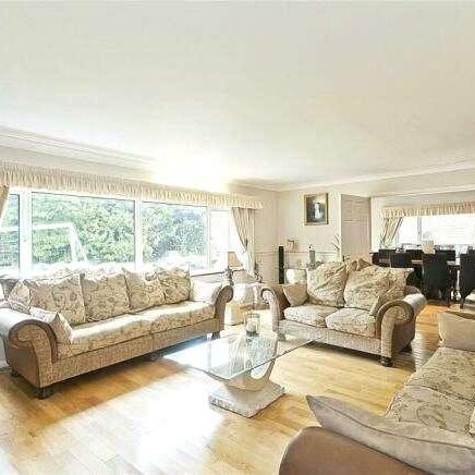 Sandy Lane, Cobham, Surrey, KT11 - Photo 1