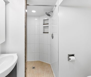 For Lease - 4747 Cookman Crescent Unit# LOWER, Niagara Falls, Ontario - Photo 1