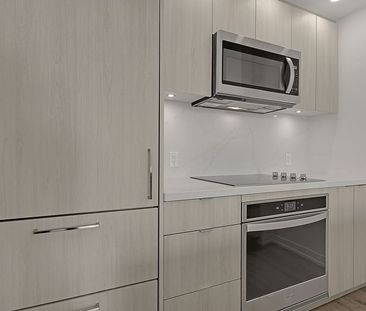 For Lease - 3 Rosewater Street Unit# TH107, Richmond Hill, Ontario - Photo 3