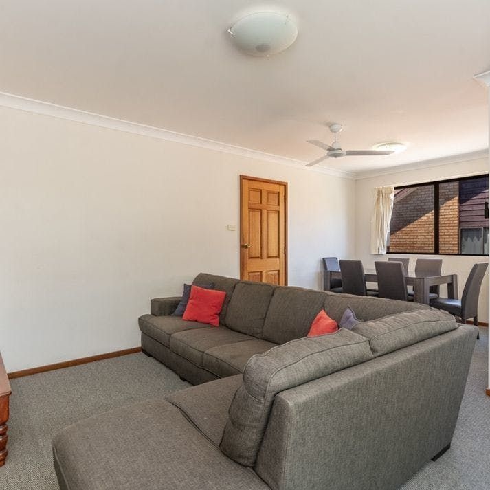 2 BEDROOM UNIT FOR LEASE - Photo 1