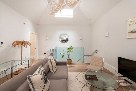 Welbeck Street, W1G - Photo 4