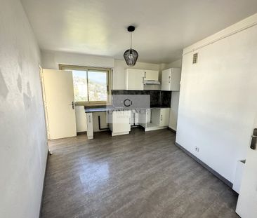 Location Appartement 3 pièces 73m² CAGNES SUR MER 06800 - Photo 2