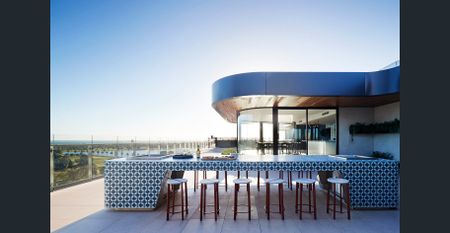 FULLY FURNISHED TWO BEDROOM APARTMENT AT THE HEART OF ALBERT PARK LAKE - Photo 5