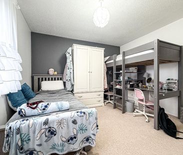 2 bedroom semi-detached house to rent - Photo 4