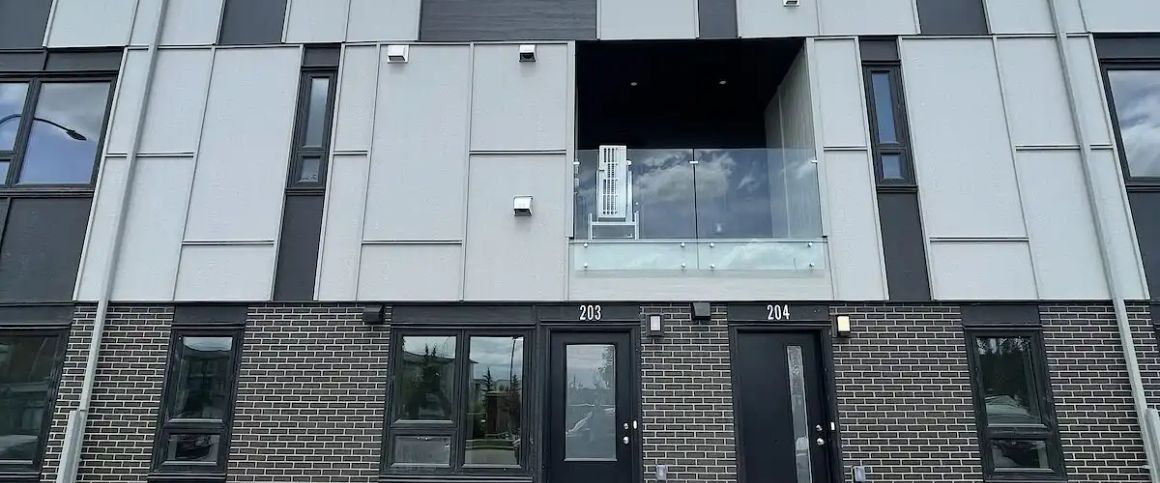 SETON TOWNHOMES - BRAND NEW — 3 Bedrooms Townhouse - Photo 1