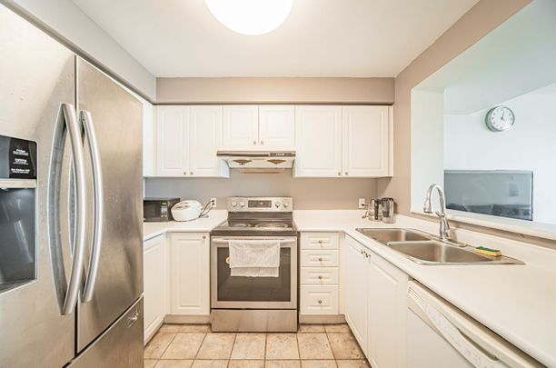 For Lease - 1 Lee Centre Drive Unit# 1905, Toronto, Ontario - Photo 1