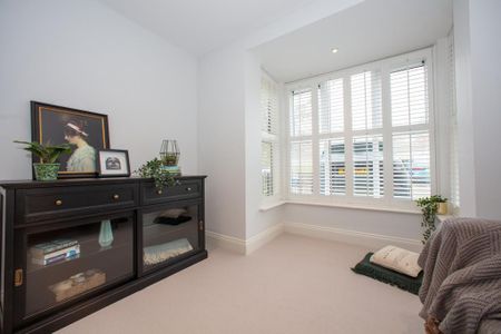 4 bedroom townhouse to rent - Photo 4