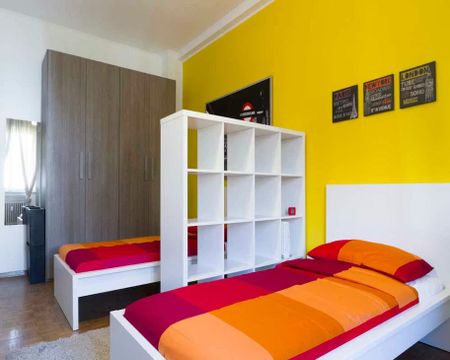 Via Marcantonio Colonna, Milan, Lombardy 20149 - Photo 2