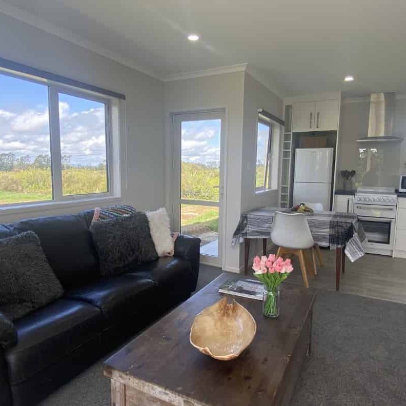 Fully furnished on York street - Midhurst - Photo 1