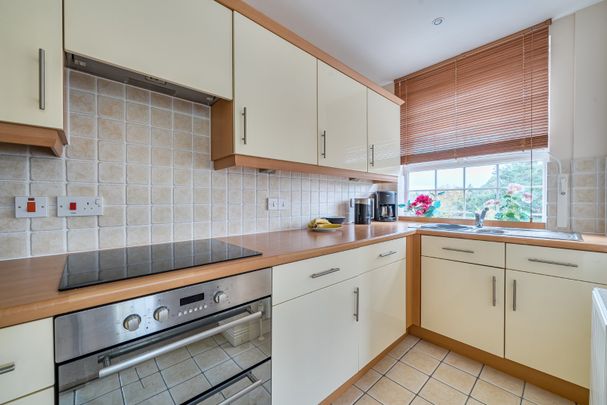 2 bedroom apartment to rent - Photo 1