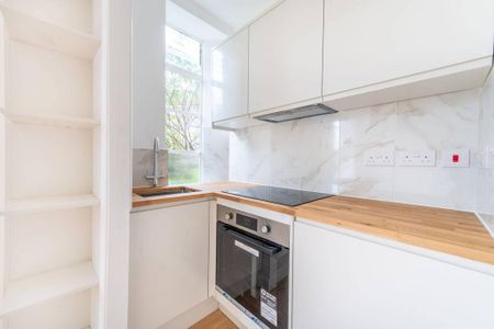 Studio to rent - Photo 3