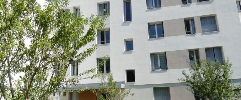 Appartement, 3 pièces – BOURG DE PEAGE - Photo 1