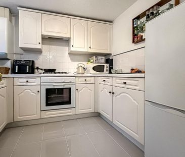 2 bedroom apartment to rent - Photo 5