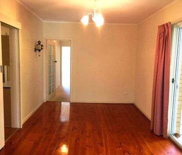 Spacious & Convenient Family Living in the Heart of Ingle Farm - Photo 6