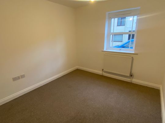 Oxford Street, Burnham-on-Sea, Somerset - Photo 1