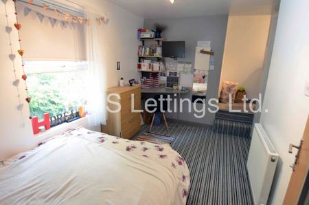 3 Bedroom End Terraced House for rent in Victoria Road - Photo 3
