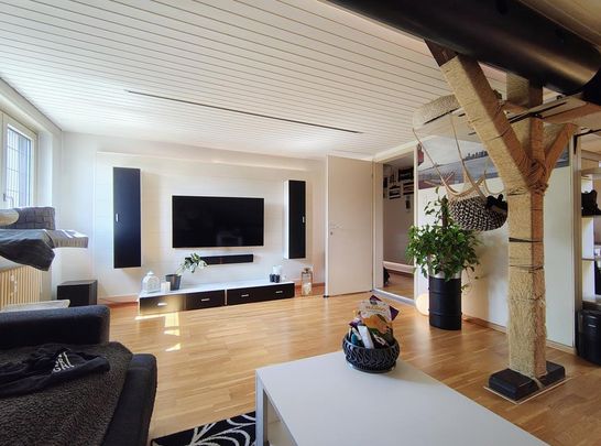 Schöne, helle 1-Zimmer Mansarde in Birsfelden - Photo 1