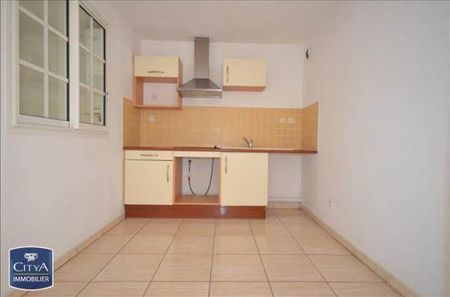 Location Appartement 2 pièces 54m² LE TAMPON 97430 - Photo 2